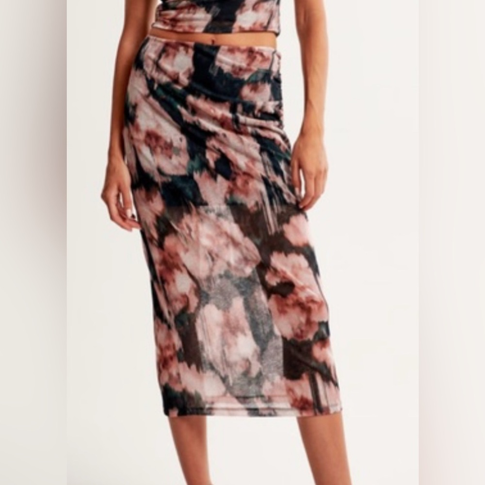Abercrombie & Fitch Floral Mesh Midi Pencil Skirt